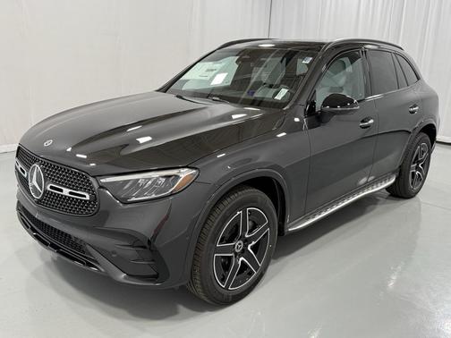 2026 Mercedes-Benz GLC 300 4MATIC