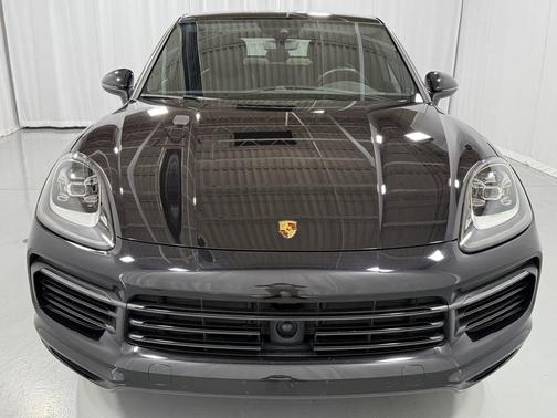 2020 Porsche Cayenne Base