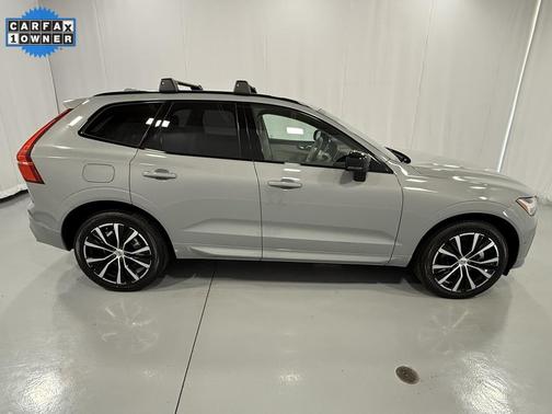 2025 Volvo XC60 B5 Plus