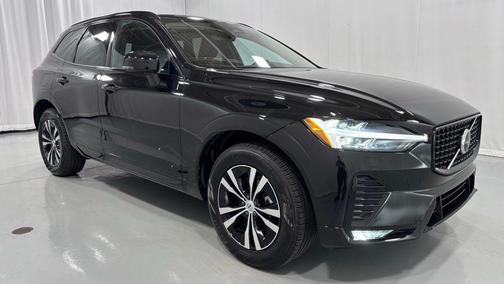 Onyx Black 2025 Volvo XC60 B5 Core