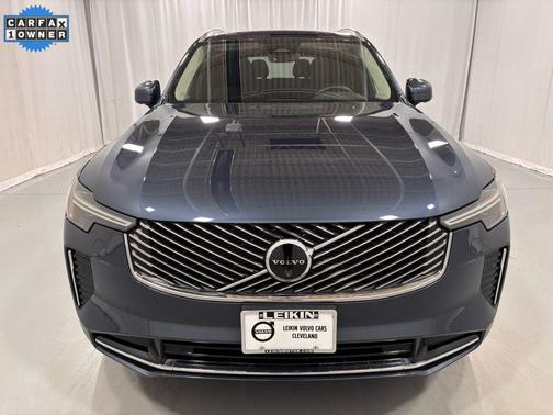 2025 Volvo XC90 B5 Plus 7-Seater