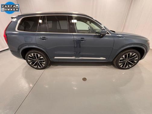 2025 Volvo XC90 B5 Plus 7-Seater