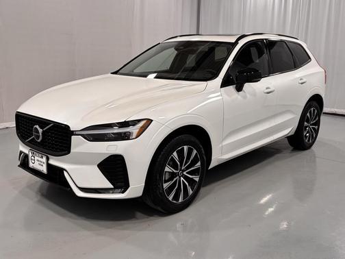 2025 Volvo XC60 B5 Core