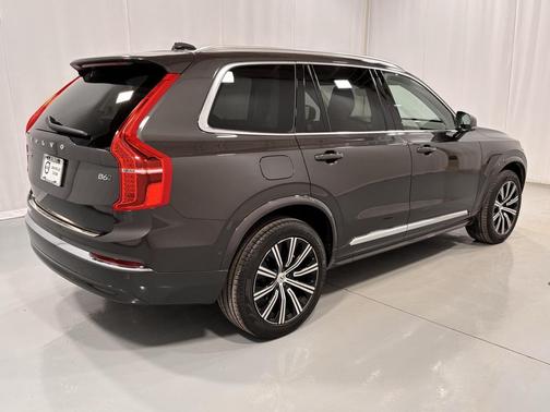 2023 Volvo XC90 B6 Plus 6-Seater