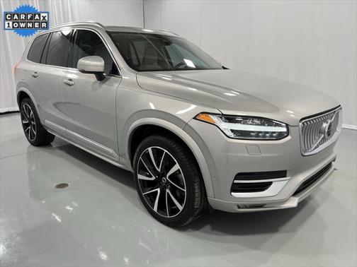 2024 Volvo XC90 B6 Plus Bright Theme 7-Seater