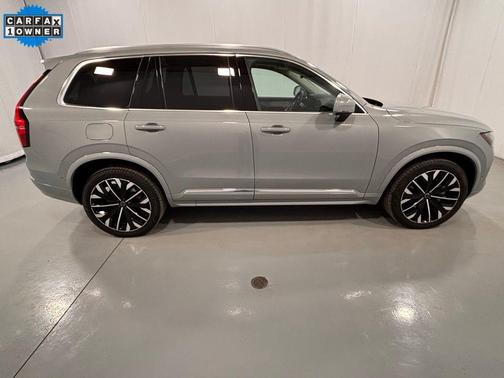 2025 Volvo XC90 B6 Plus 7-Seater