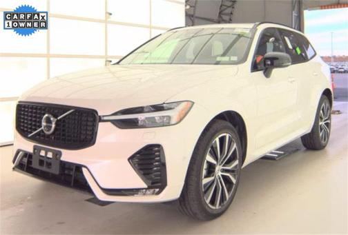 2025 Volvo XC60 B5 Plus