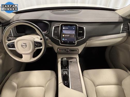 2023 Volvo XC90 Recharge Plug-In Hybrid T8 Core Bright Theme