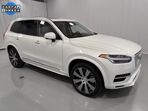 2023 Volvo XC90 Recharge Plug-In Hybrid T8 Core Bright Theme