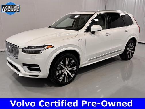 2023 Volvo XC90 Recharge Plug-In Hybrid T8 Core Bright Theme