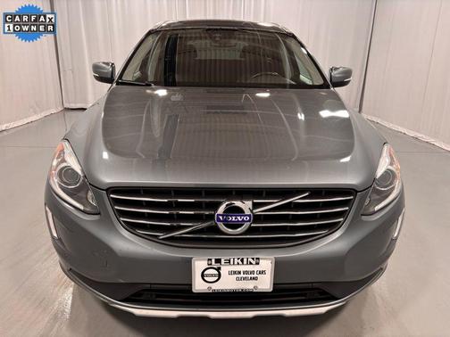 2017 Volvo XC60 T5 Inscription