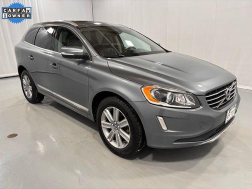 2017 Volvo XC60 T5 Inscription