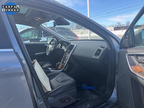 2017 Volvo XC60 T5 Inscription