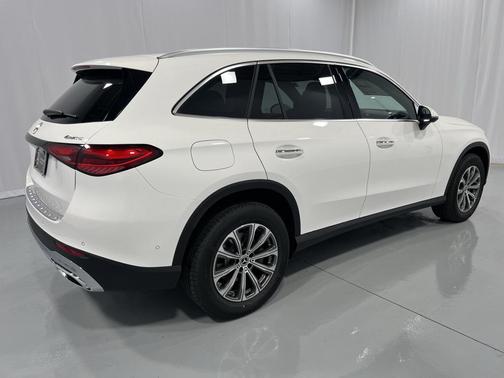 2025 Mercedes-Benz GLC 300 4MATIC