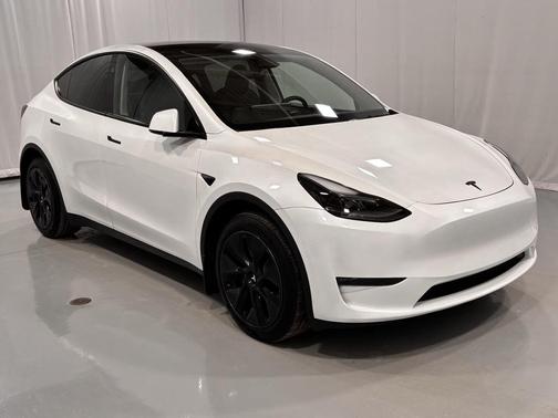 2024 Tesla Model Y Long Range Dual Motor All-Wheel Drive