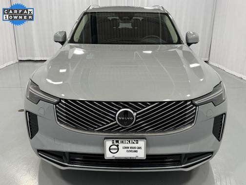 2025 Volvo XC90 B5 Plus 7-Seater