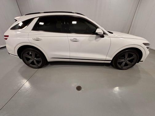 2024 Genesis GV70 3.5T AWD Sport