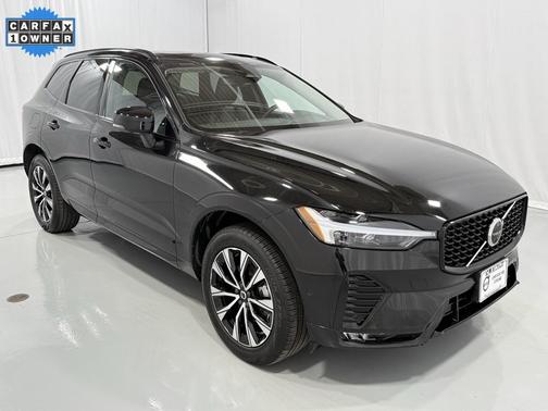2025 Volvo XC60 B5 Plus