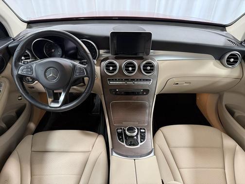 2019 Mercedes-Benz GLC 300 4MATIC