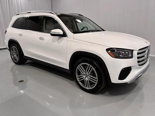 2026 Mercedes-Benz GLS 450 4MATIC