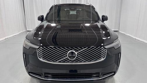 Onyx Black 2025 Volvo XC90 B5 Plus 7-Seater