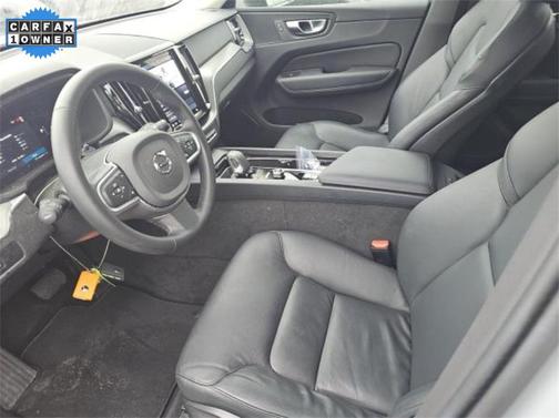 2025 Volvo XC60 B5 Core