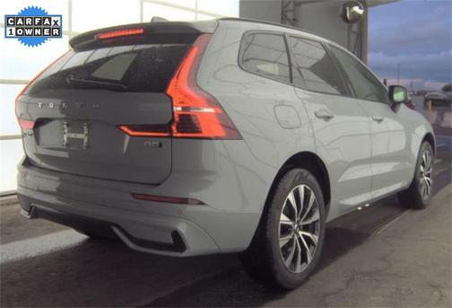 2025 Volvo XC60 B5 Core