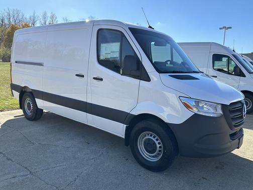 2025 Mercedes-Benz Sprinter 2500 Standard Roof