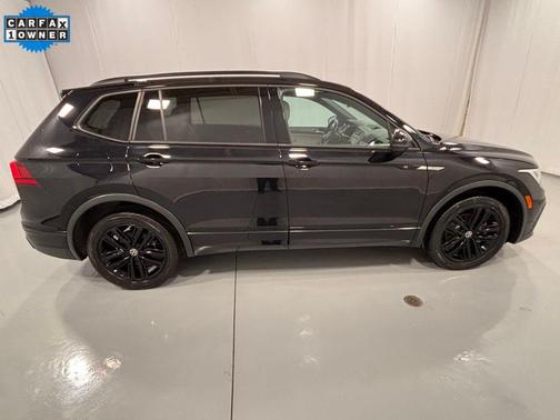 2022 Volkswagen Tiguan 2.0T SE R-Line Black 4MOTION