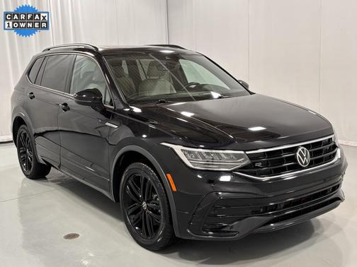 2022 Volkswagen Tiguan 2.0T SE R-Line Black 4MOTION