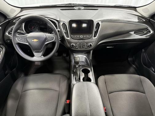 2021 Chevrolet Malibu FWD LT