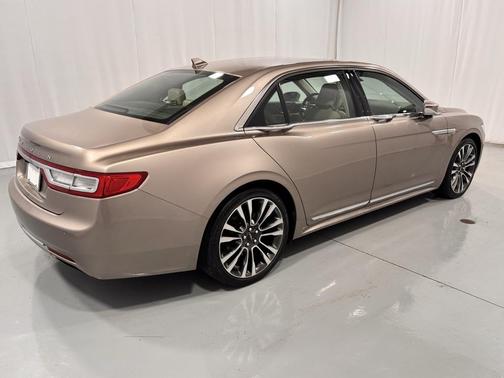 2020 Lincoln Continental Standard