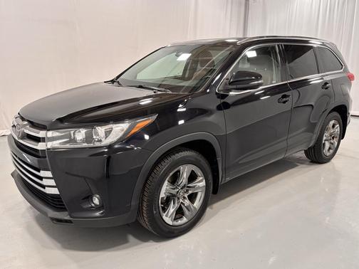 2019 Toyota Highlander Limited Platinum