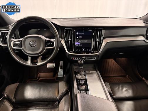2021 Volvo S60 T6 R-Design