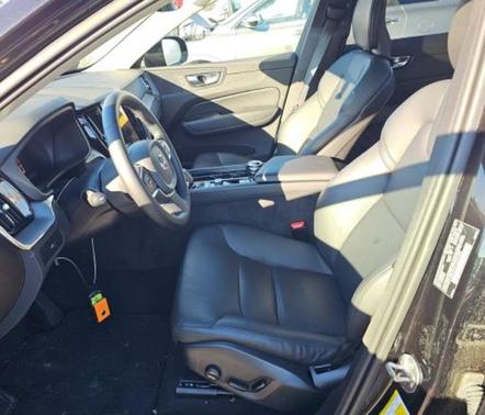 Onyx Black 2025 Volvo XC60 B5 Core