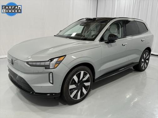 2025 Volvo EX90 Twin Motor Ultra