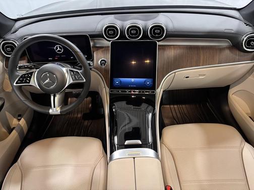 2024 Mercedes-Benz GLC 300 4MATIC