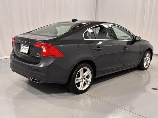 2015 Volvo S60 T5 Premier