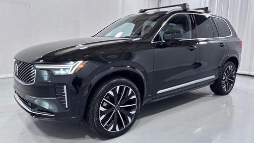 Onyx Black Metallic 2025 Volvo XC90 B5 Plus 7-Seater