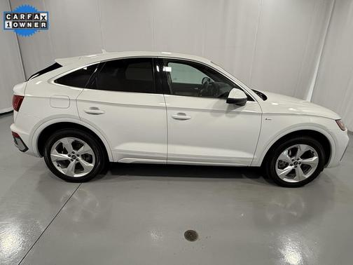 2022 Audi Q5 45 S line Premium Plus