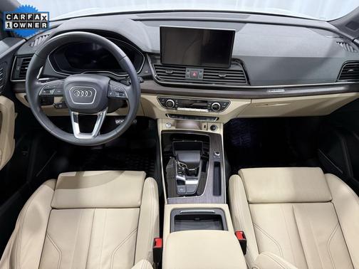 2022 Audi Q5 45 S line Premium Plus
