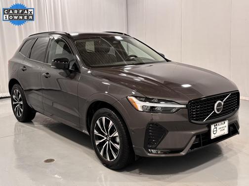 2025 Volvo XC60 B5 Plus