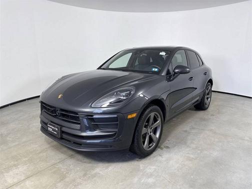 2025 Porsche Macan 