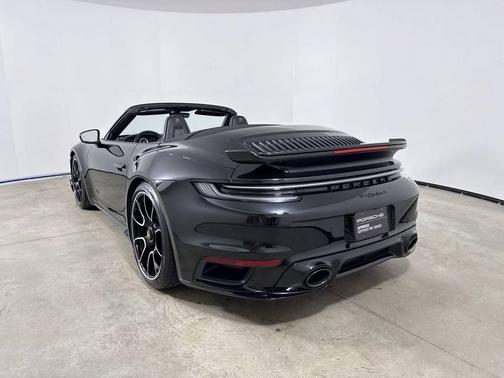 2022 Porsche 911 