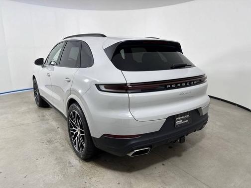 2025 Porsche Cayenne 