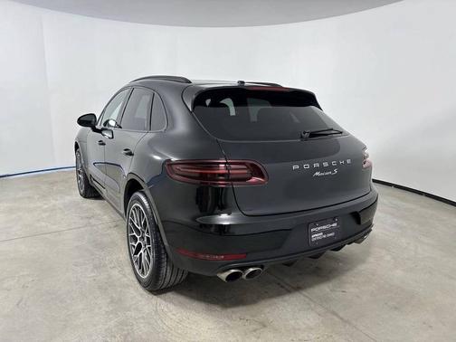 2018 Porsche Macan 