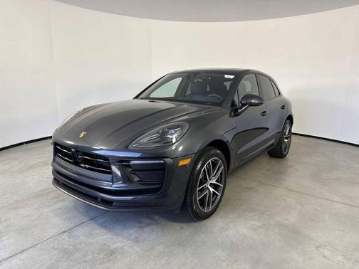 Volcano Grey Metallic 2025 Porsche Macan