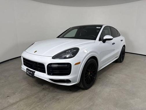 2023 Porsche Cayenne 