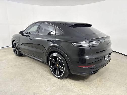 Chromitblack Metallic 2023 Porsche Cayenne