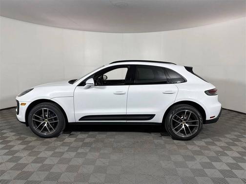 2025 Porsche Macan 